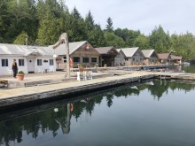 Finn Bay Lodge