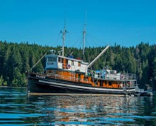 Charter fishing tugboat at Pacific Tugboat Adventures
