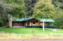 Main lodge at West Wave Fishing
