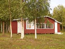 Guest cabin at Dunlop's Fly-in Fishing Lodge & Outpost Camps