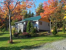 Guest cabin at Bay Lee Mac Camp