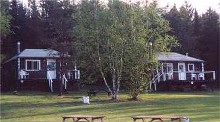 Guest cabins at Long Legged Lake Resort