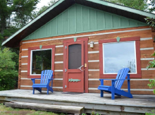 Modern guest cabin at Shoal Lake Lodge