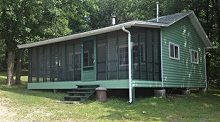 Housekeeping guest cabin at Vic & Dot's Camp